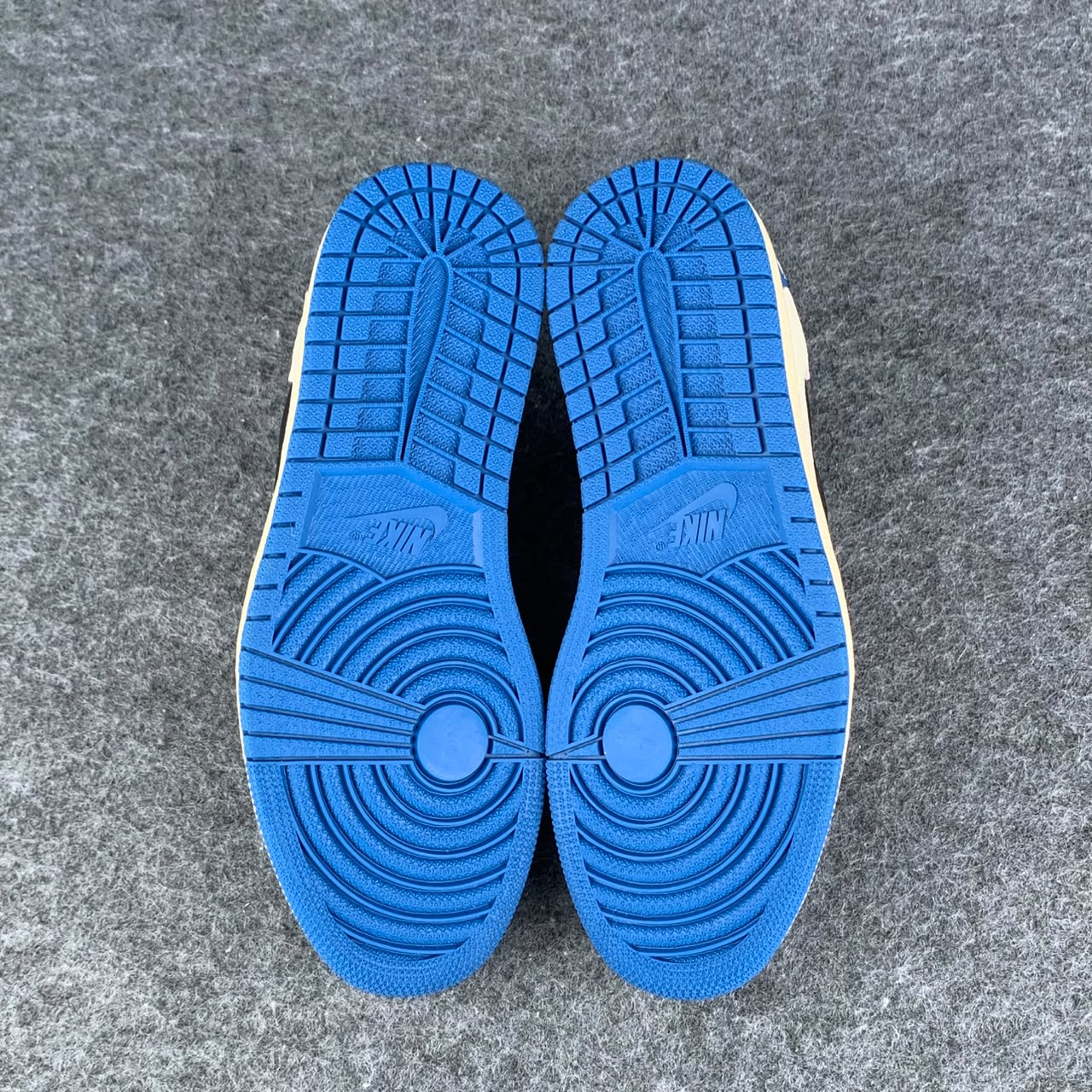 (Early look) Fragment Design x Travis Scott x Air Jordan 1 Retro Low OG SP