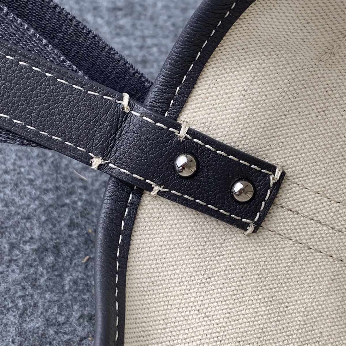 Goyard Capétien Messenger Bag 'Grey'