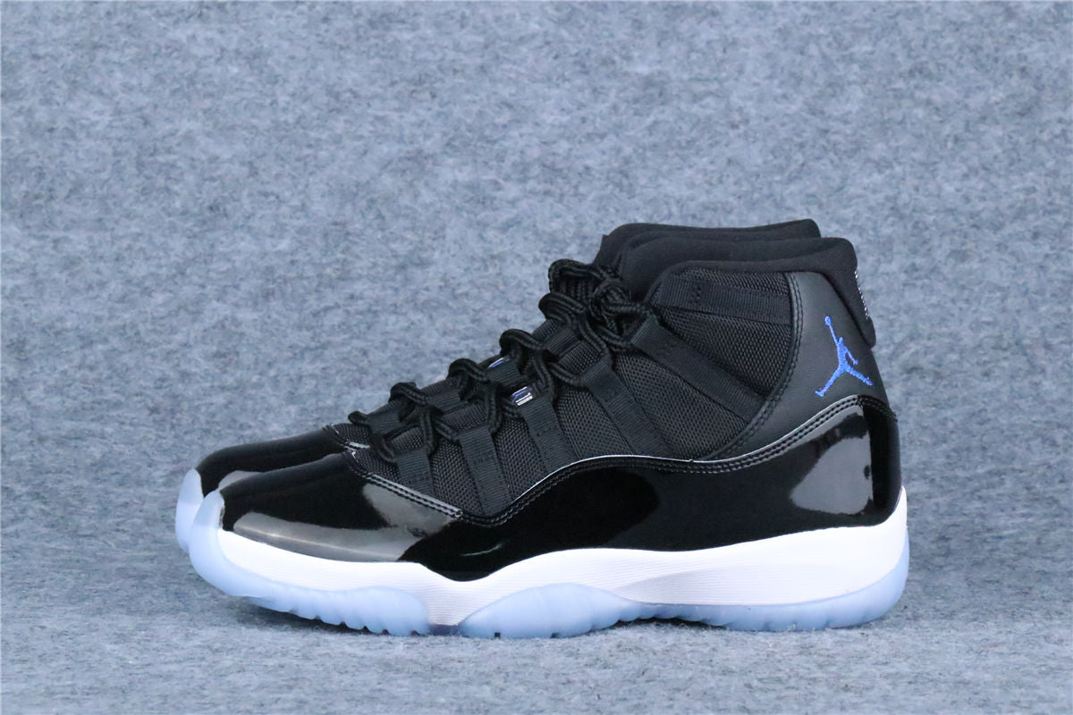 (Early Look) Air Jordan 11 Retro 'Space Jam' 2026