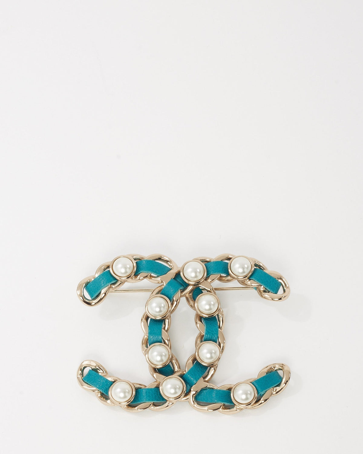 Chanel Silver Metal and Turquoise Blue Leather and Pearl Interwoven CC Logo Brooch