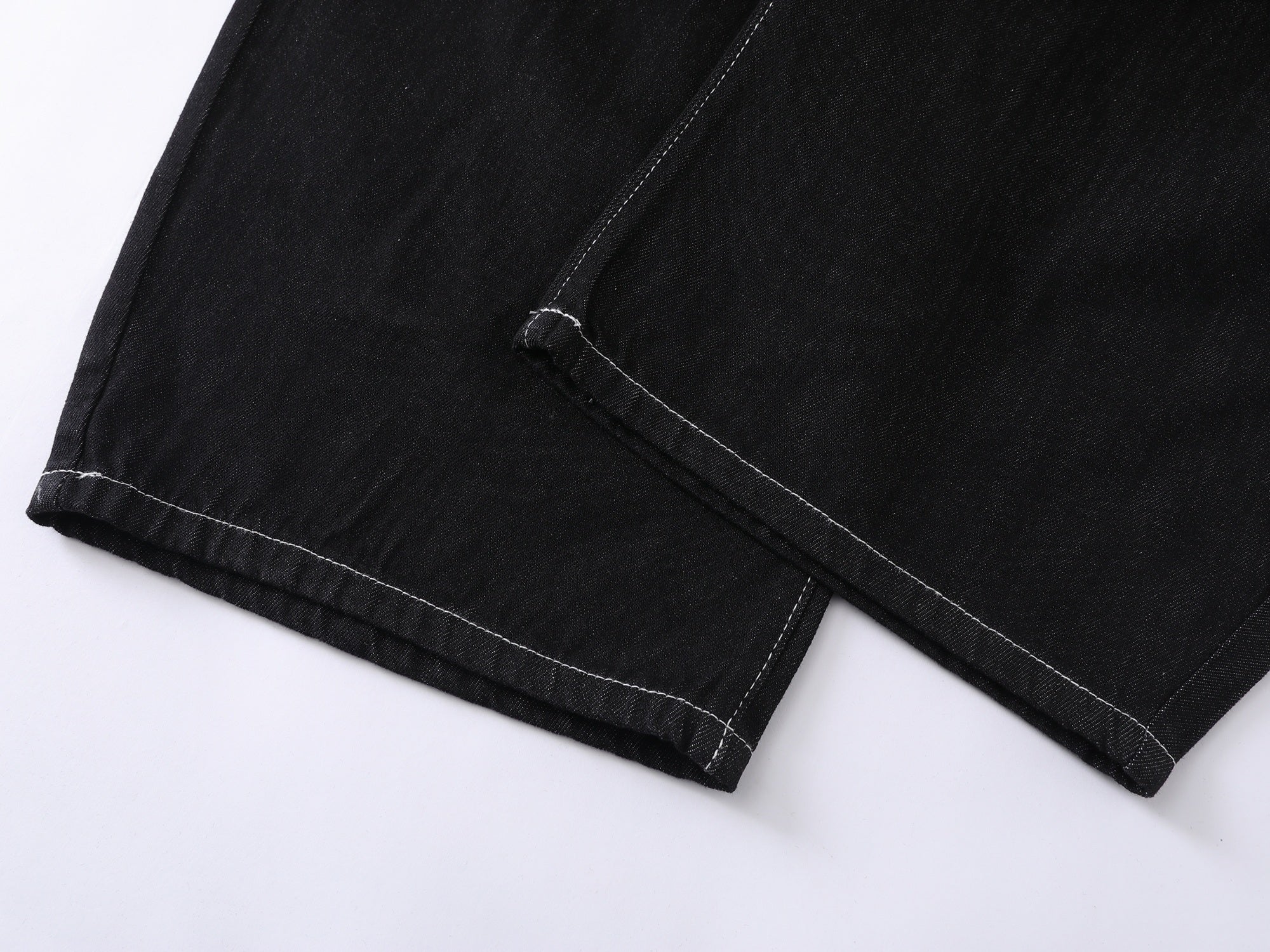 CapCabin “Angel Wing Wide-Leg Denim Jeans”