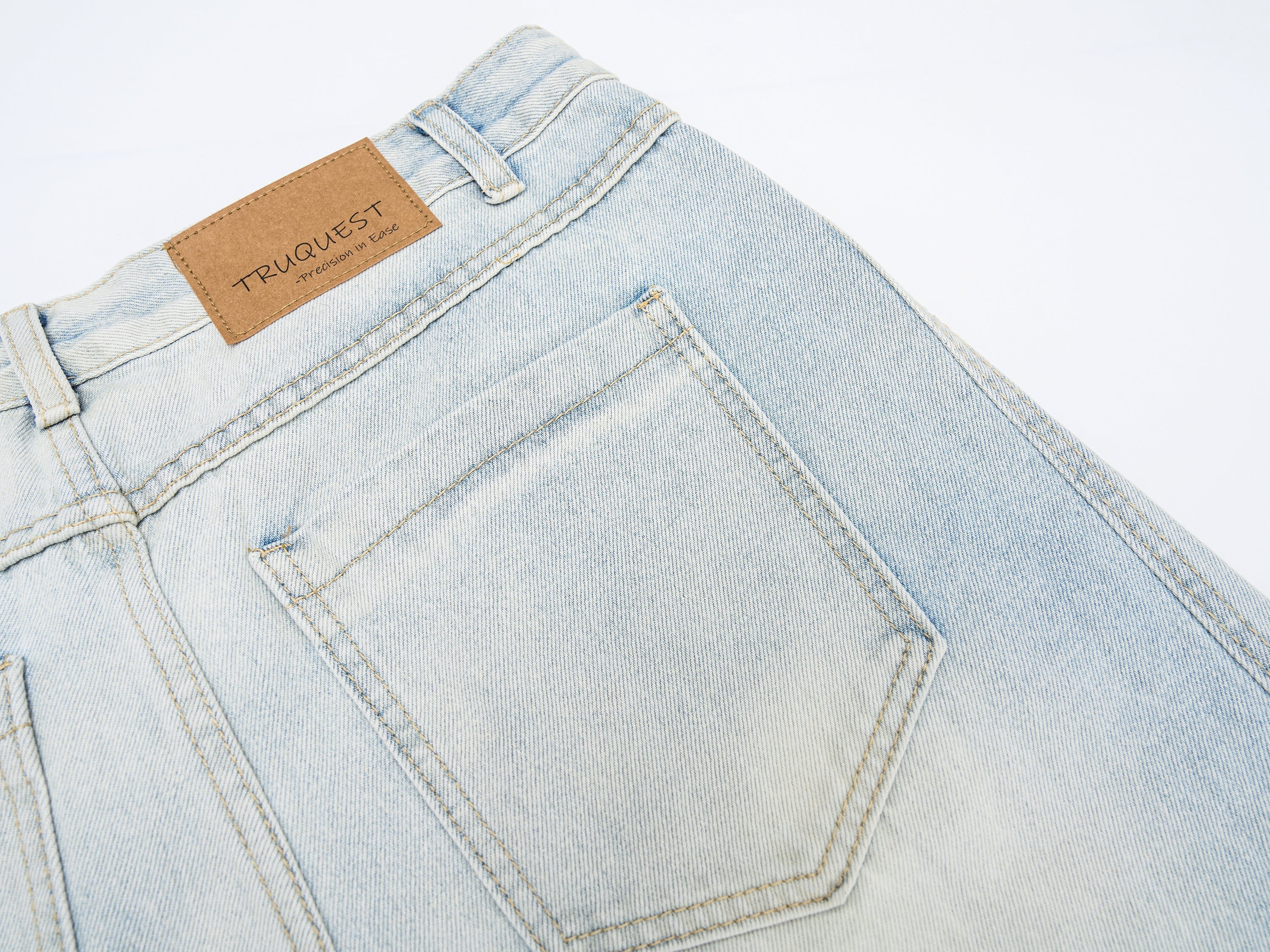 CapCabin Vintage Wide-Leg Washed Jeans