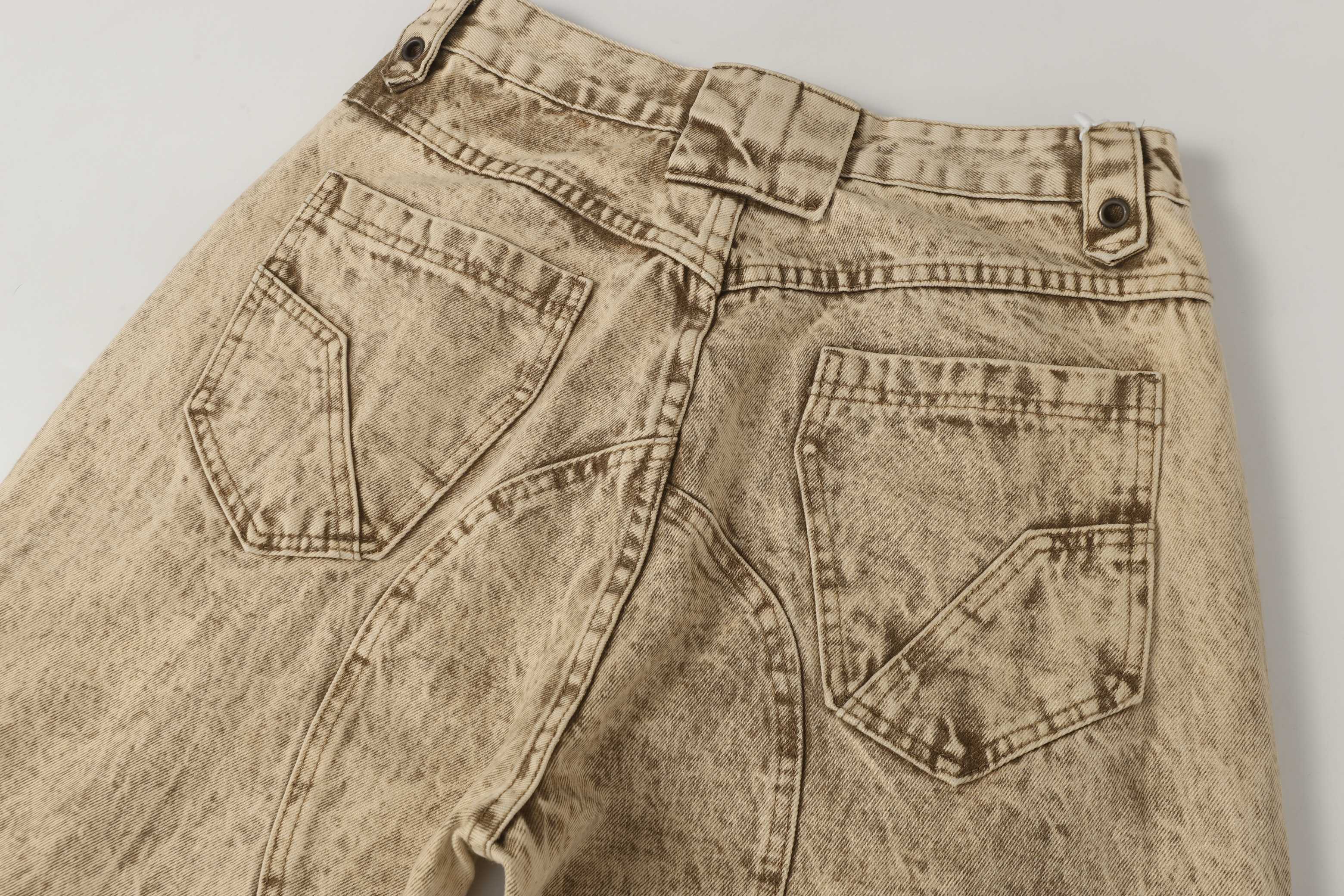 CapCabin “Vintage Distressed Panel Jeans”