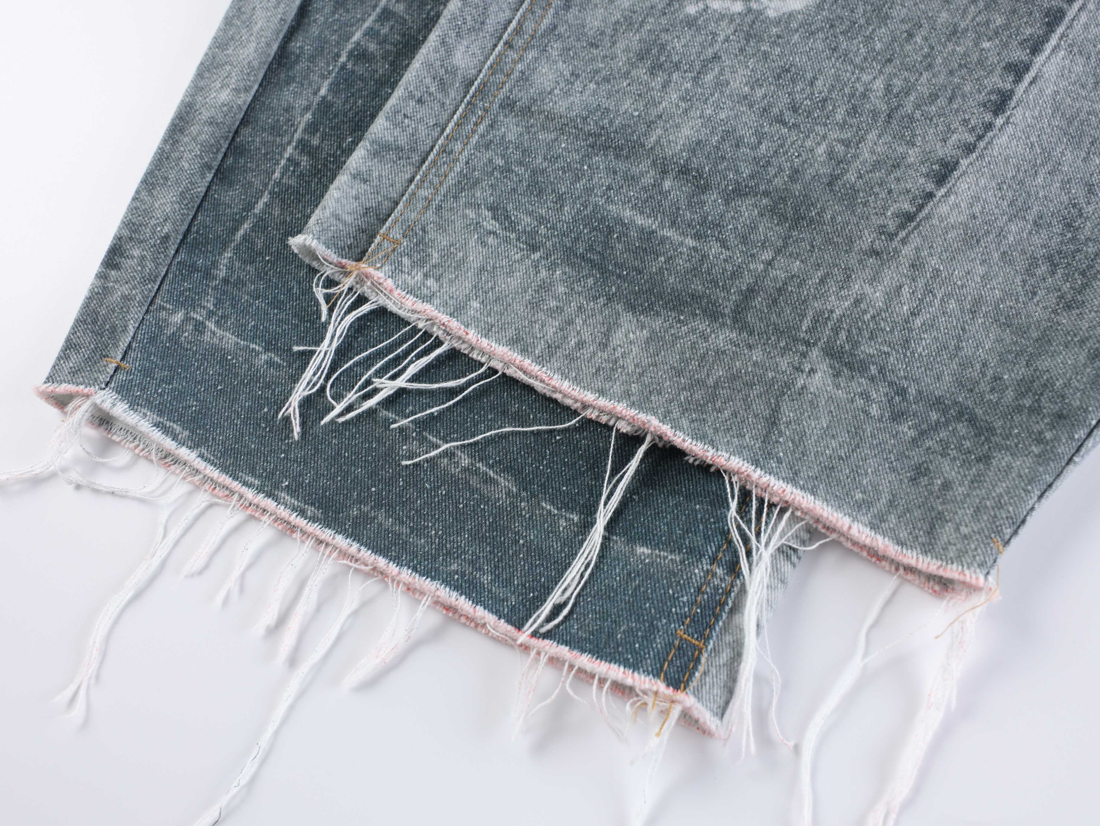 CapCabin “Tie Riot Balloon Jeans”