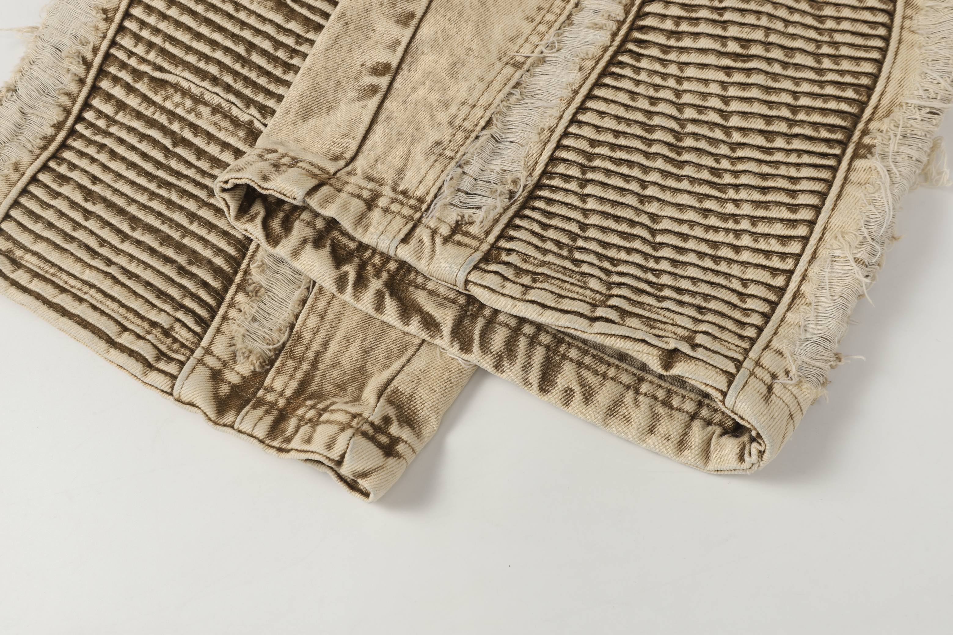 CapCabin “Vintage Distressed Panel Jeans”