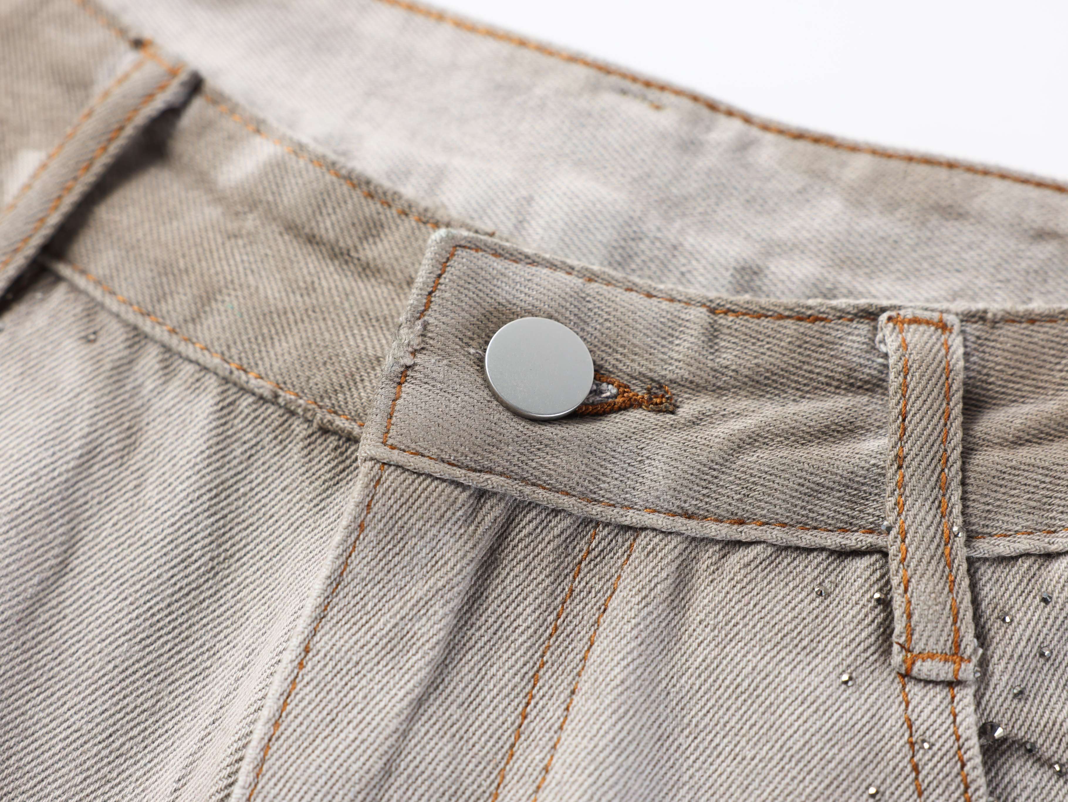 CapCabin Washed Balloon Fit Denim Pants