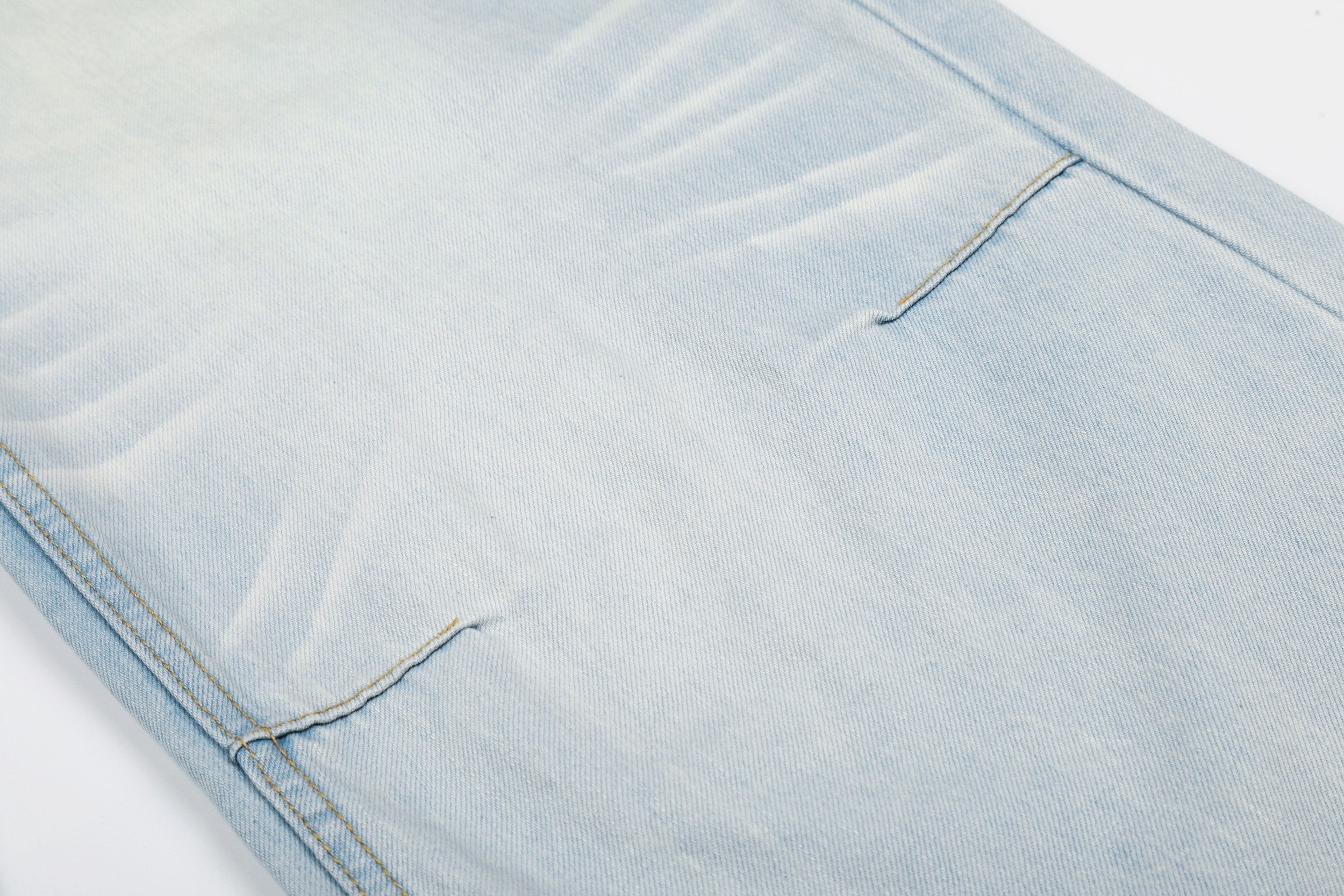 CapCabin “Ice Wash Wide Denim”