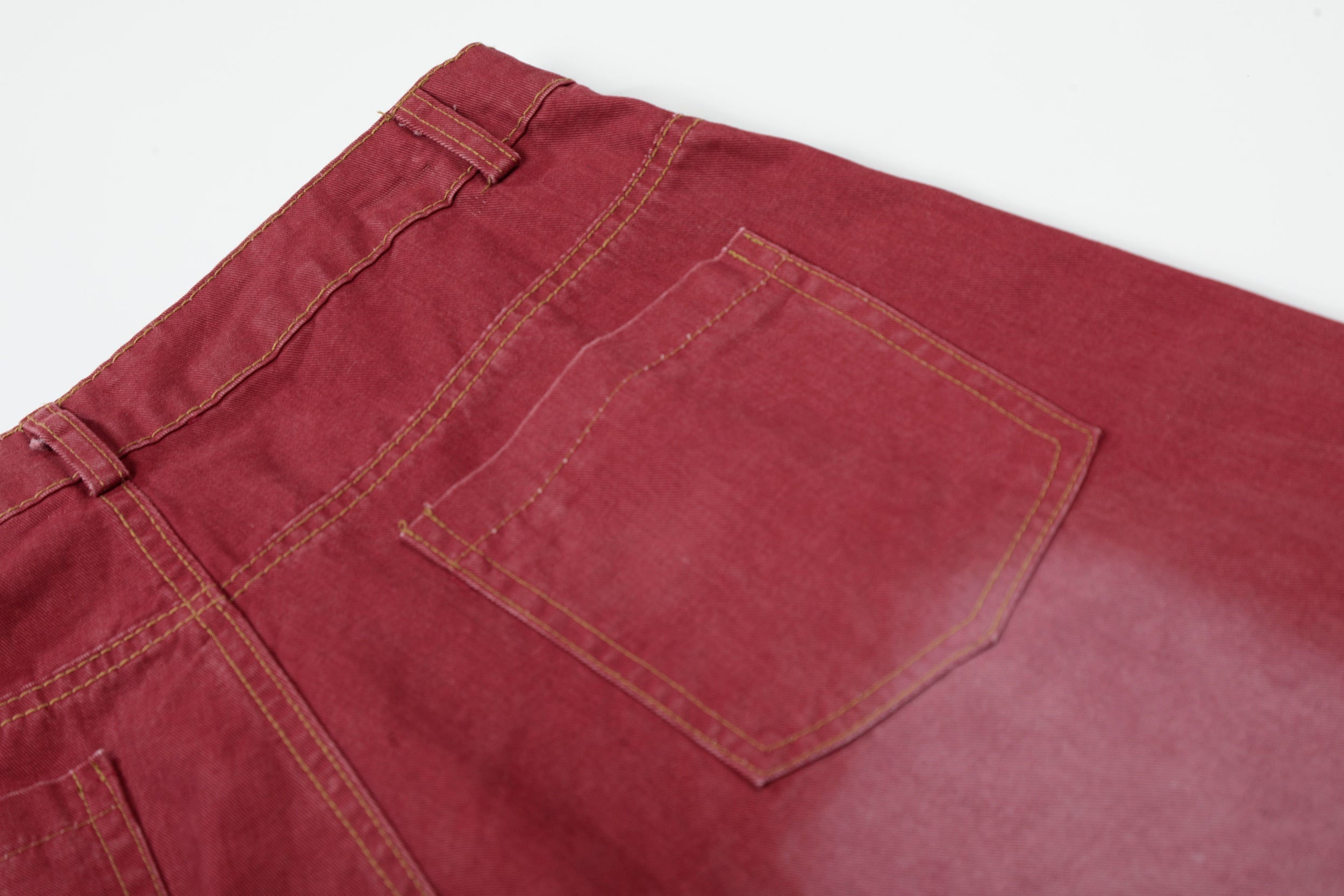 CapCabin “Vintage Red Splatter Wide-Leg Pants”