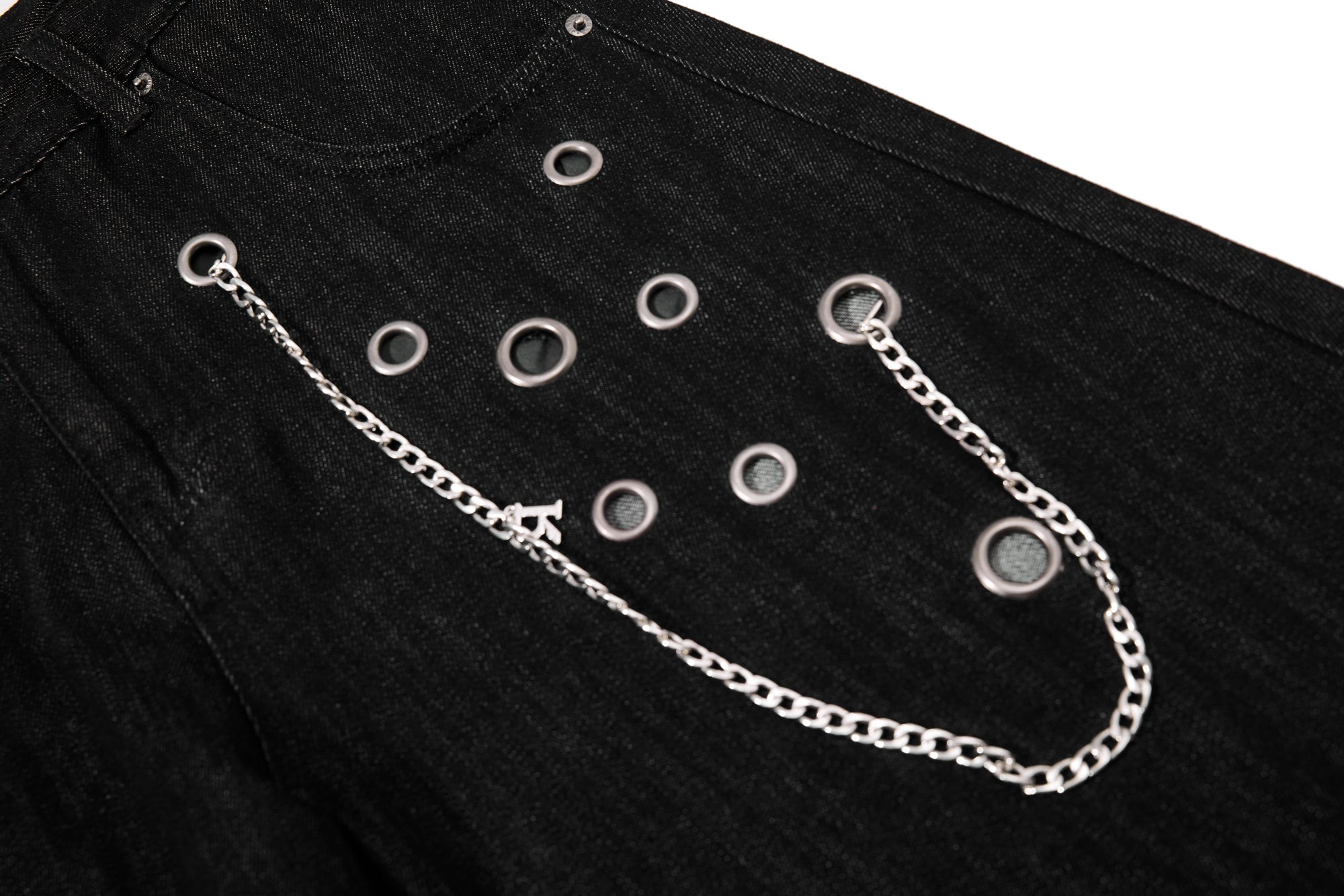 CapCabin Rivet Chain Wide-Leg Denim Pants