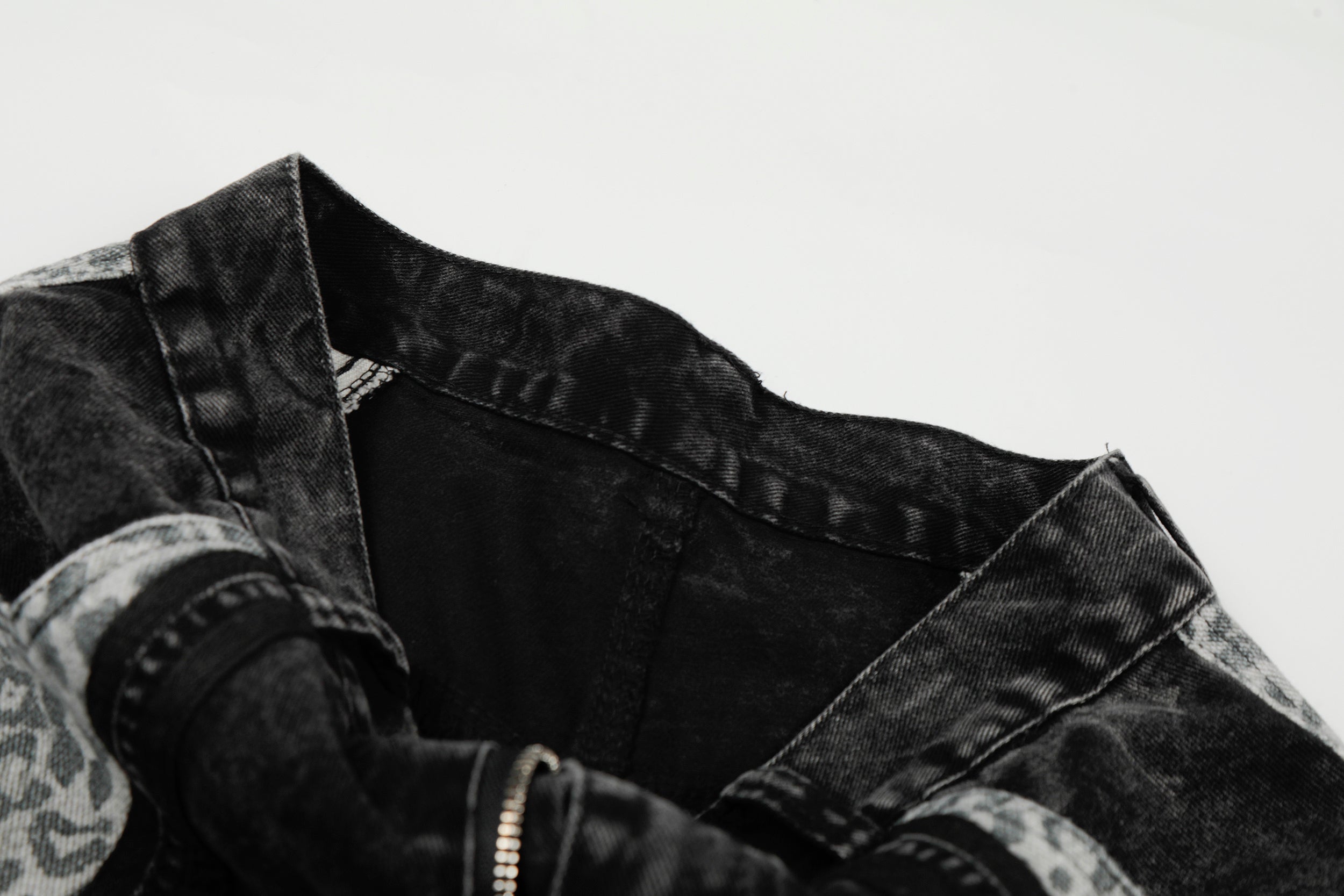 CapCabin Leopard Panel Denim Pants