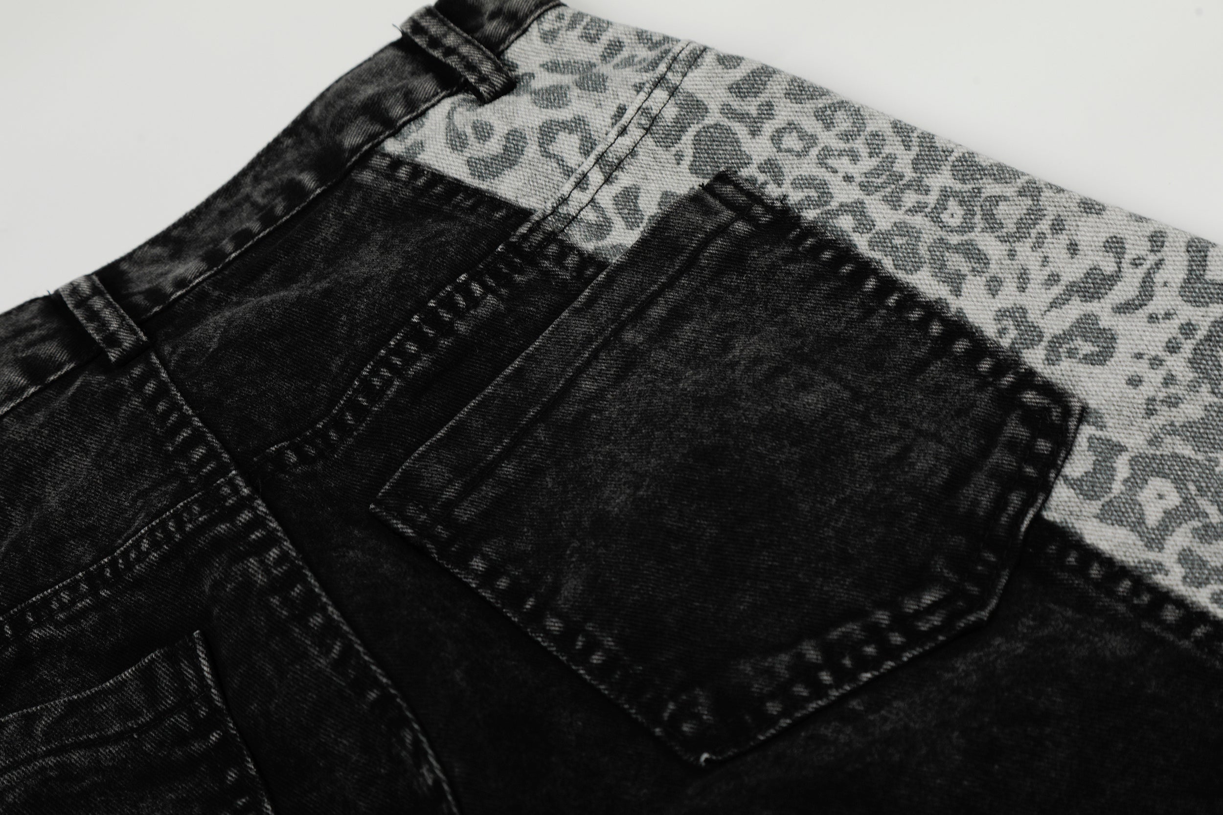 CapCabin Leopard Panel Denim Pants