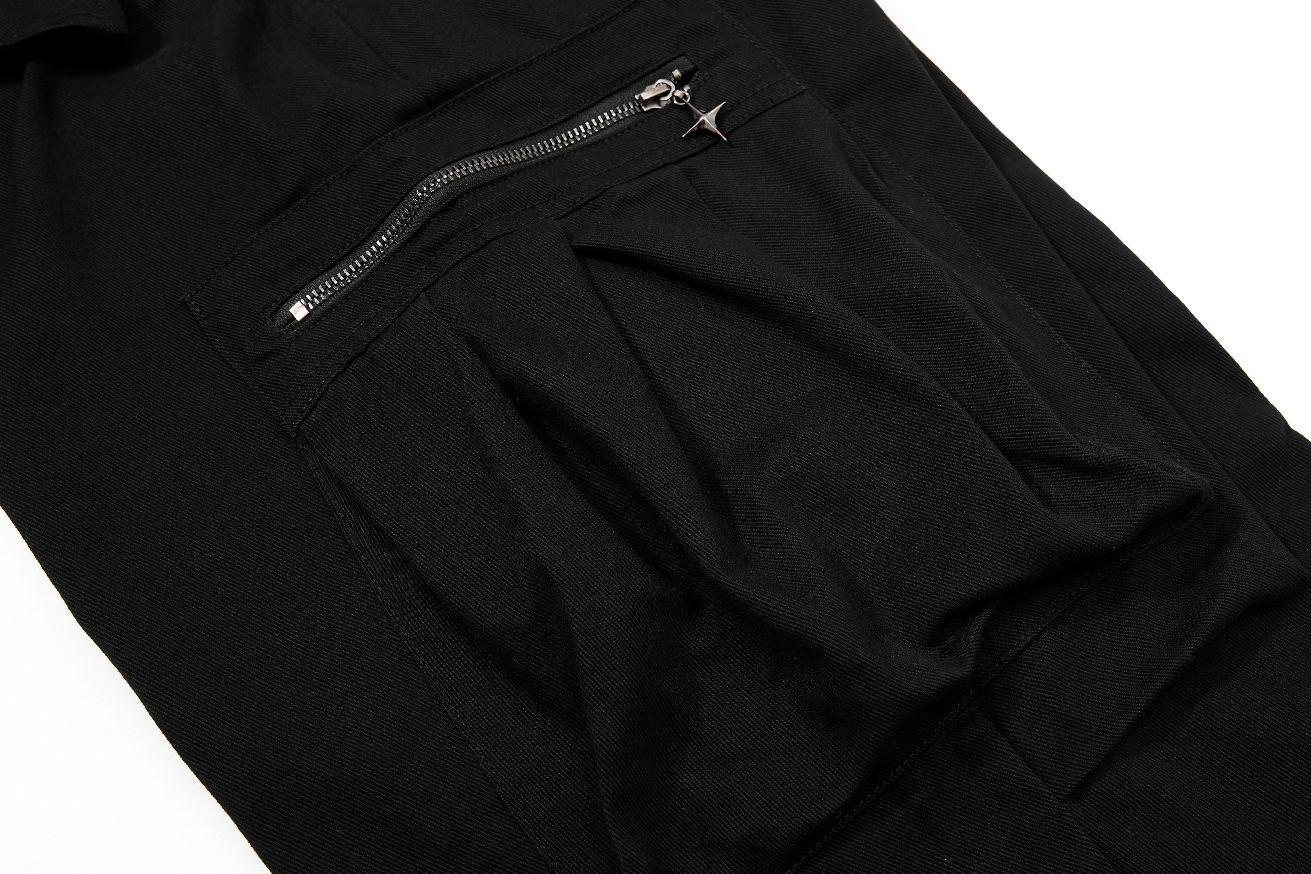 CapCabin Leopard Cross Utility Pants
