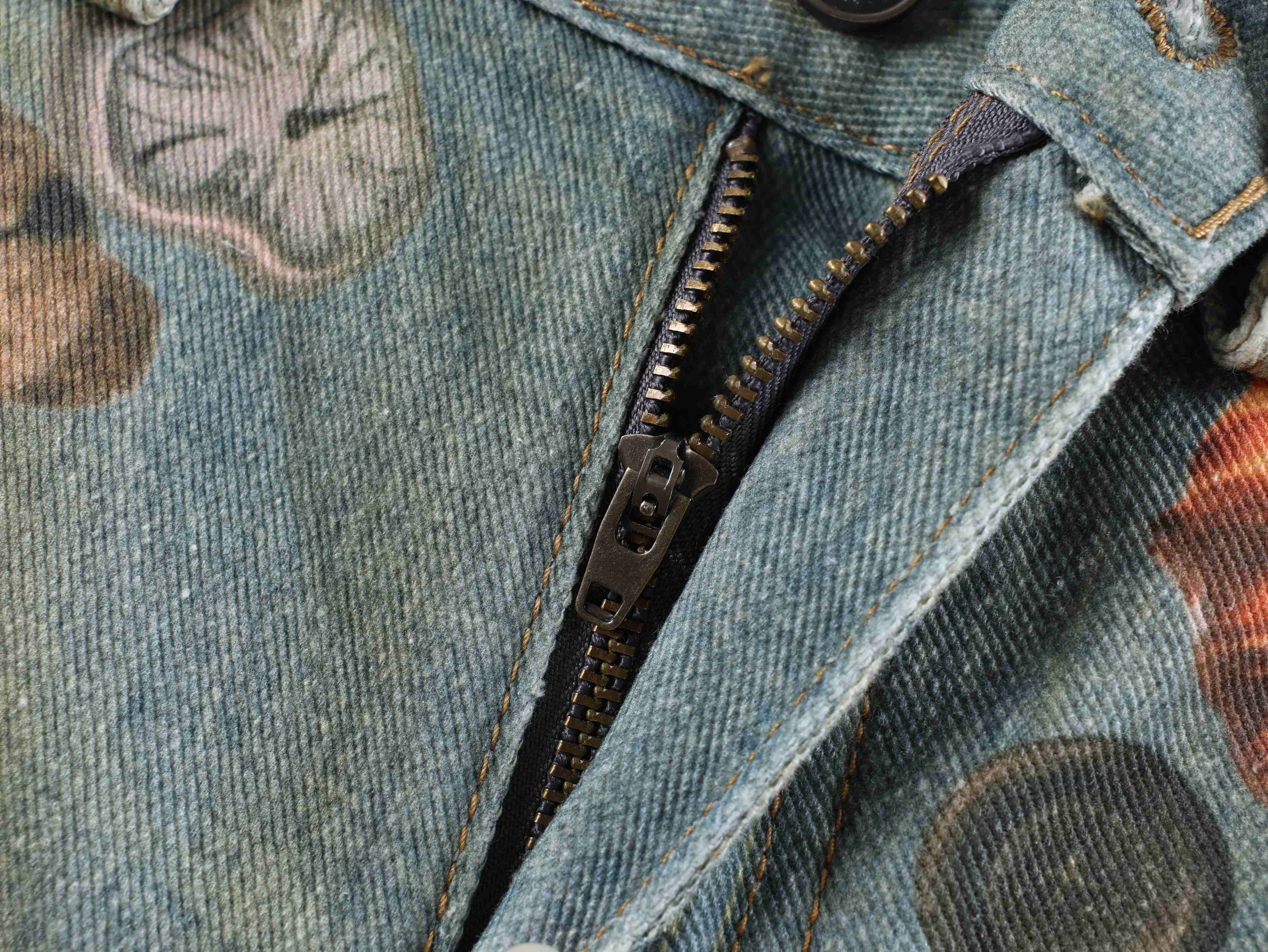 CapCabin “Playground Charm Balloon Jeans”