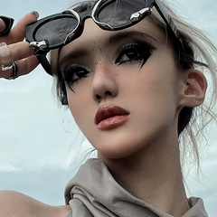 Y2K Snake Sunglasses
